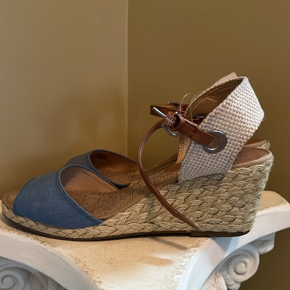 Lucky Brand canvas sandals - Picture 4 of 5